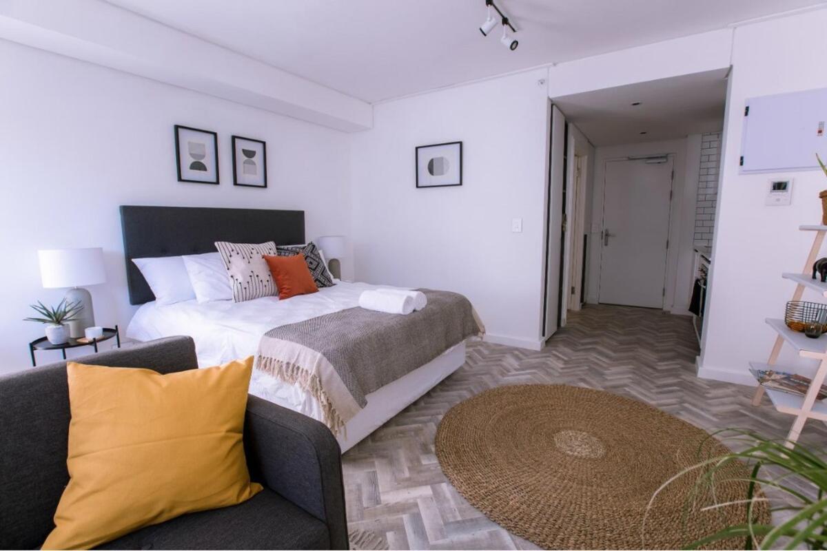 Stylish, Modern, Walk To Restaurants And Cbd Daire Cape Town Dış mekan fotoğraf